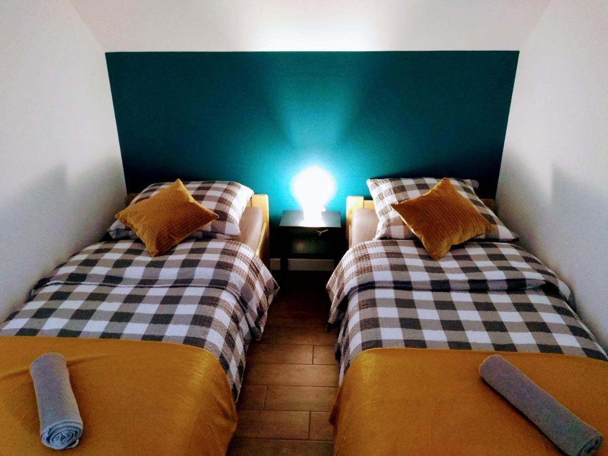 Apartamenty Jodlowa - Bilard - Bawialnia - Krolikarnia Krajno-Zagorze ภายนอก รูปภาพ